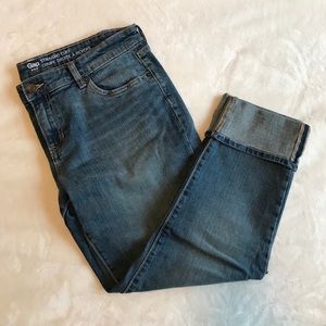 Gap Straight Cuff Capris